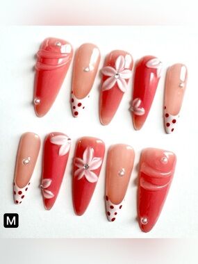 Pink Floral Press-On Nail Set